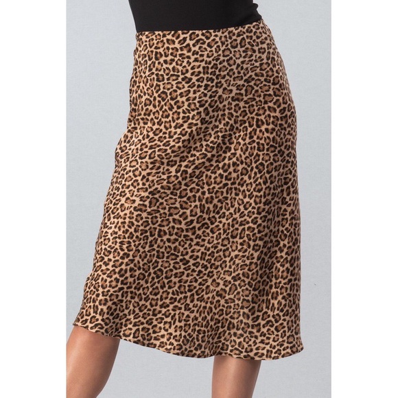 Wild Nights Satin Leopard Print Midi Skirt - Picture 4 of 6